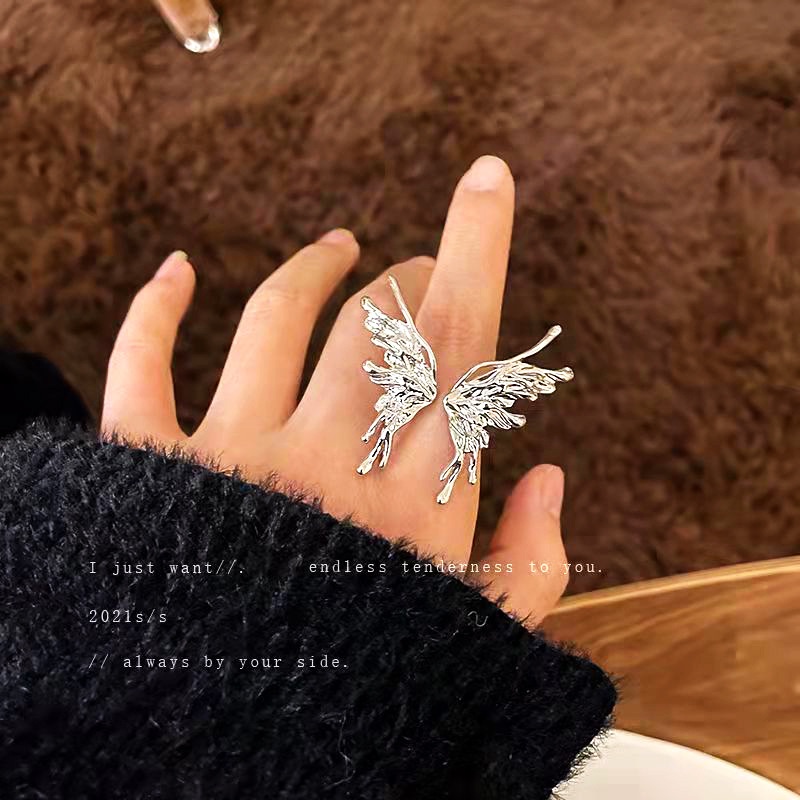 Butterfly Cincin Model Terbuka Desain Kupu-Kupu Hollow Gaya Rock Untuk Fashion