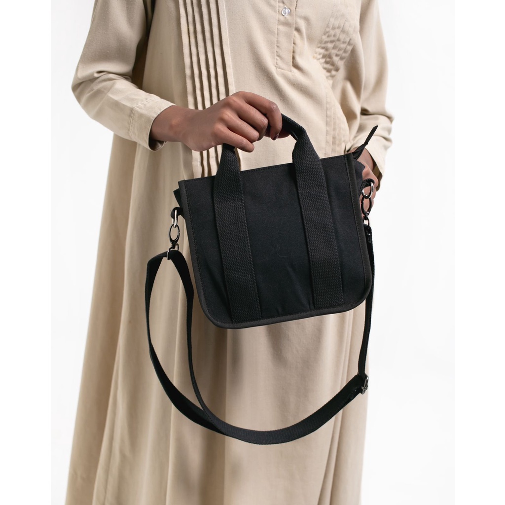 TERBARU MEMBAWA BY EUCK - TAS SELEMPANG WANITA - BELIS SLINGBAG