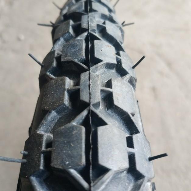 Ban Luar Sepeda 20 x 2.125 / 20x2.125 / 20 x 2125 Lucky Stone Htmputih