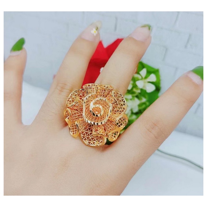 Cincin Titanium Lapis Emas Model Bunga Kendari Best Seller