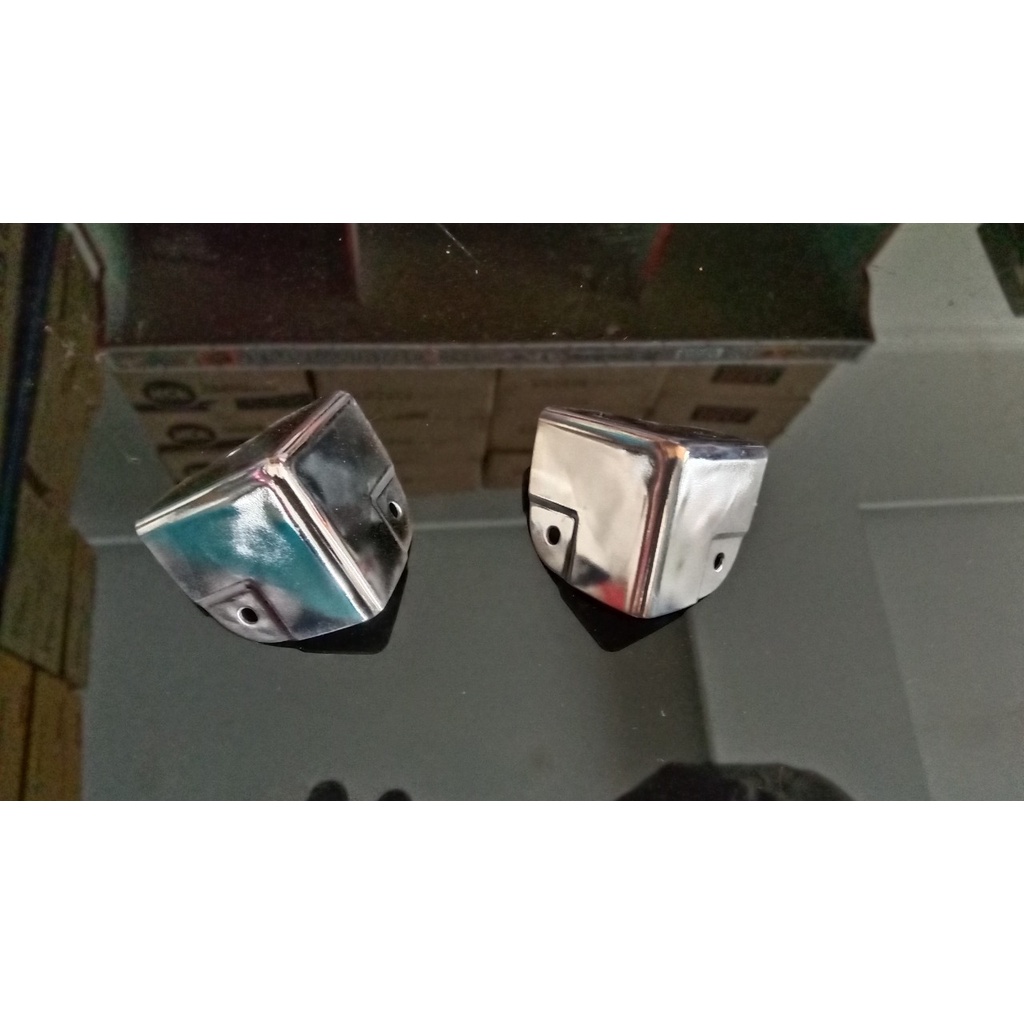 SIKU SUDUT HARDCASE RATA CHROME/SIKU SUDUT BESI IMPOR TERMURAH buat hardcase Acecorise power mixer/P