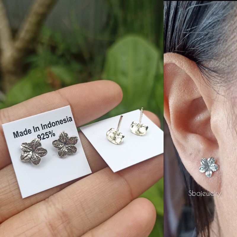 giwang tusuk perak bali model bunga kemboja