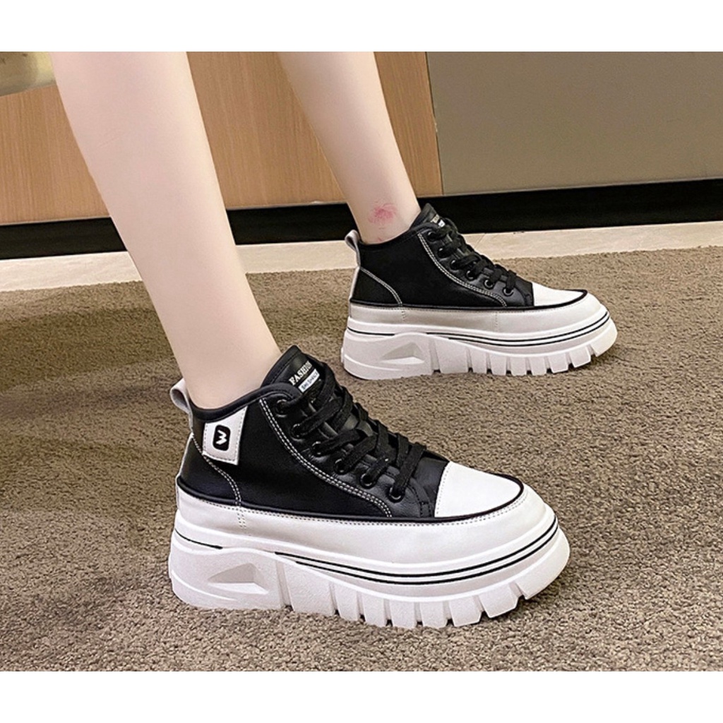 AVANCEID 1824 Sepatu Sneakers Boots Wanita Sekolah Kerja Putih Hitam Import