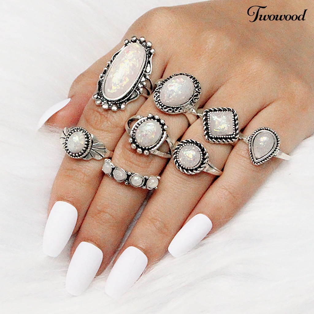 8pcs / Set Cincin Knuckle Bentuk Kotak Stackable Warna Silver Aksen Permata Imitasi Gaya Etnik