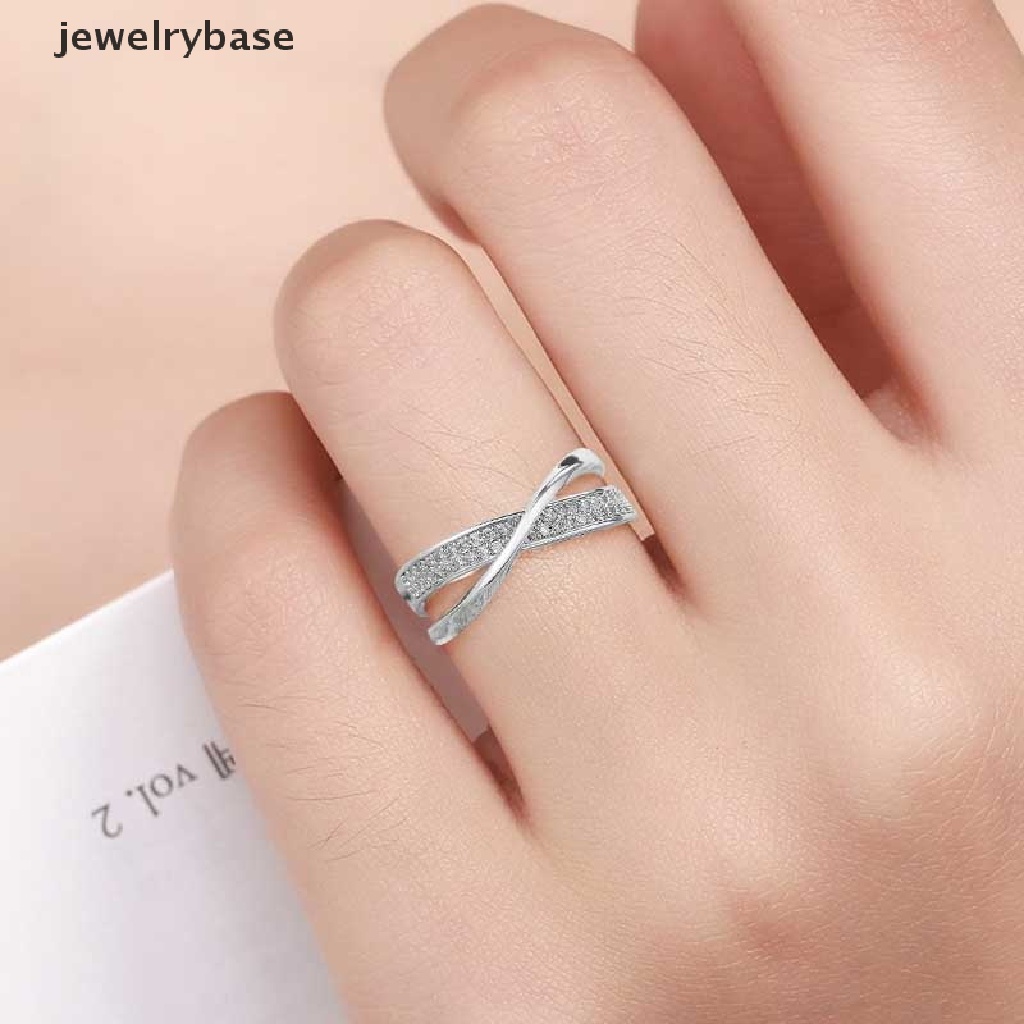 Perhiasan Cincin Magnetik Aksen Kristal Berlian Imitasi Untuk Menurunkan Berat Badan