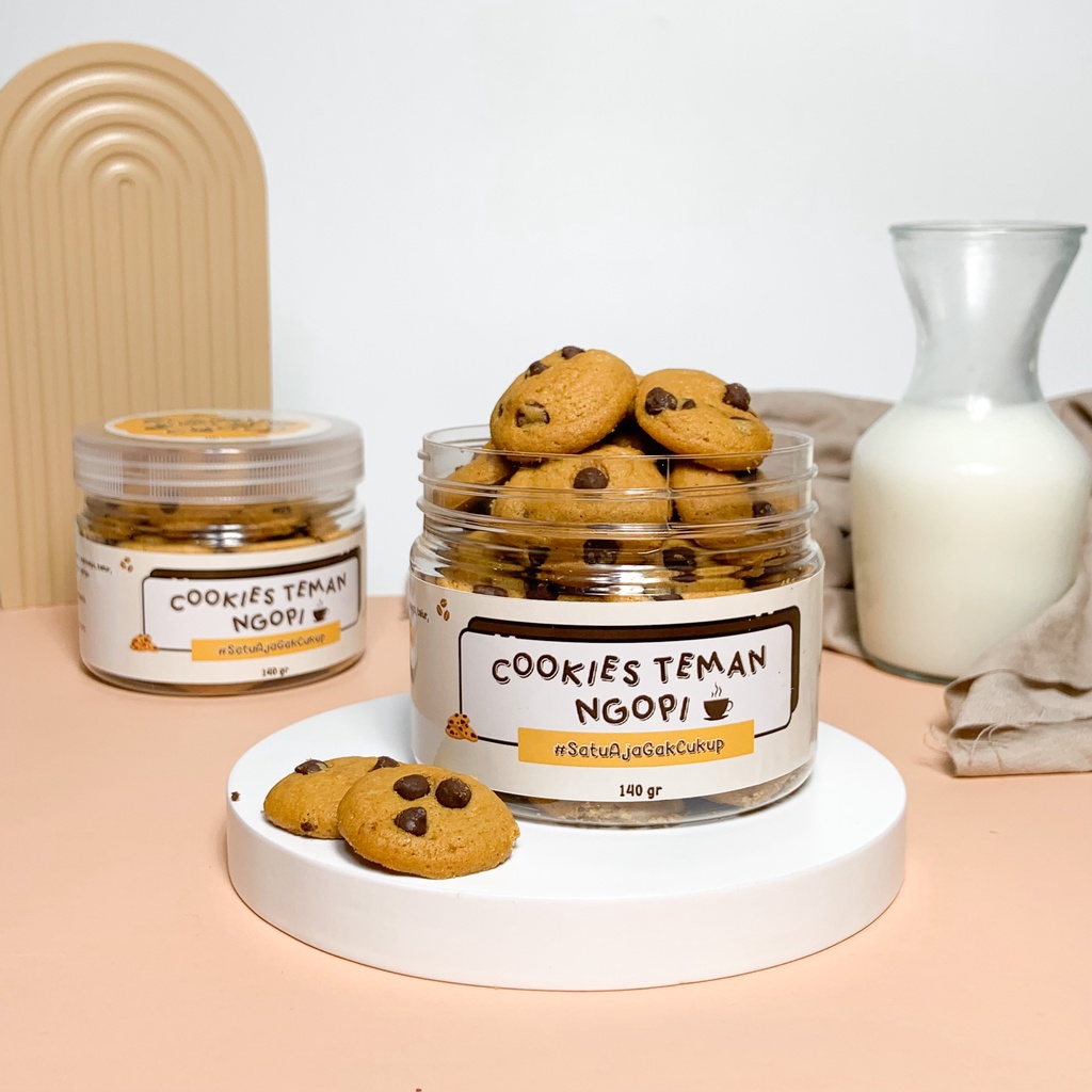 

Original Cookies Teman Ngopi by D’Taste | Cookies Toples Kue Cookies Crispy Cookies Hampers Cookies Kue Kering Cookies Chocolate Chip Cookies Renyah Kukis Toples Kukis Kering Hampers Kukis Kue Coklat