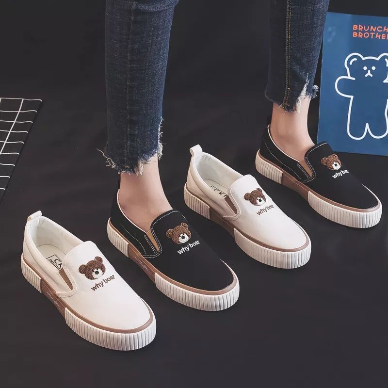 Sepatu Slip On Wanita Kanvas Bear