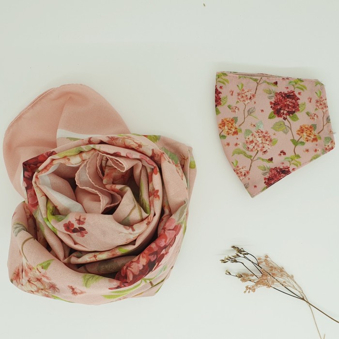 

(COD) Seruni Living Hijab dan Masker seri bunga Hortensia - Pink, Laser Cut