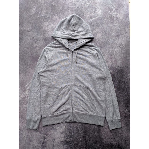 Zh Uniqlo Second