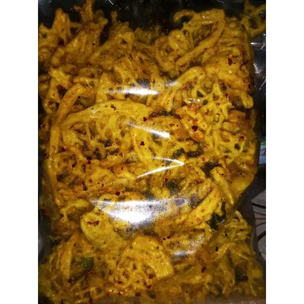 

sebring kerupuk mie pedas daun jeruk isi 250 gram