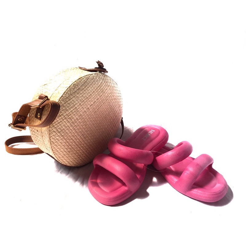 Sandal Balance Selop Slip On Karet Viral Wanita Sandal Korea Jelly Terbaru