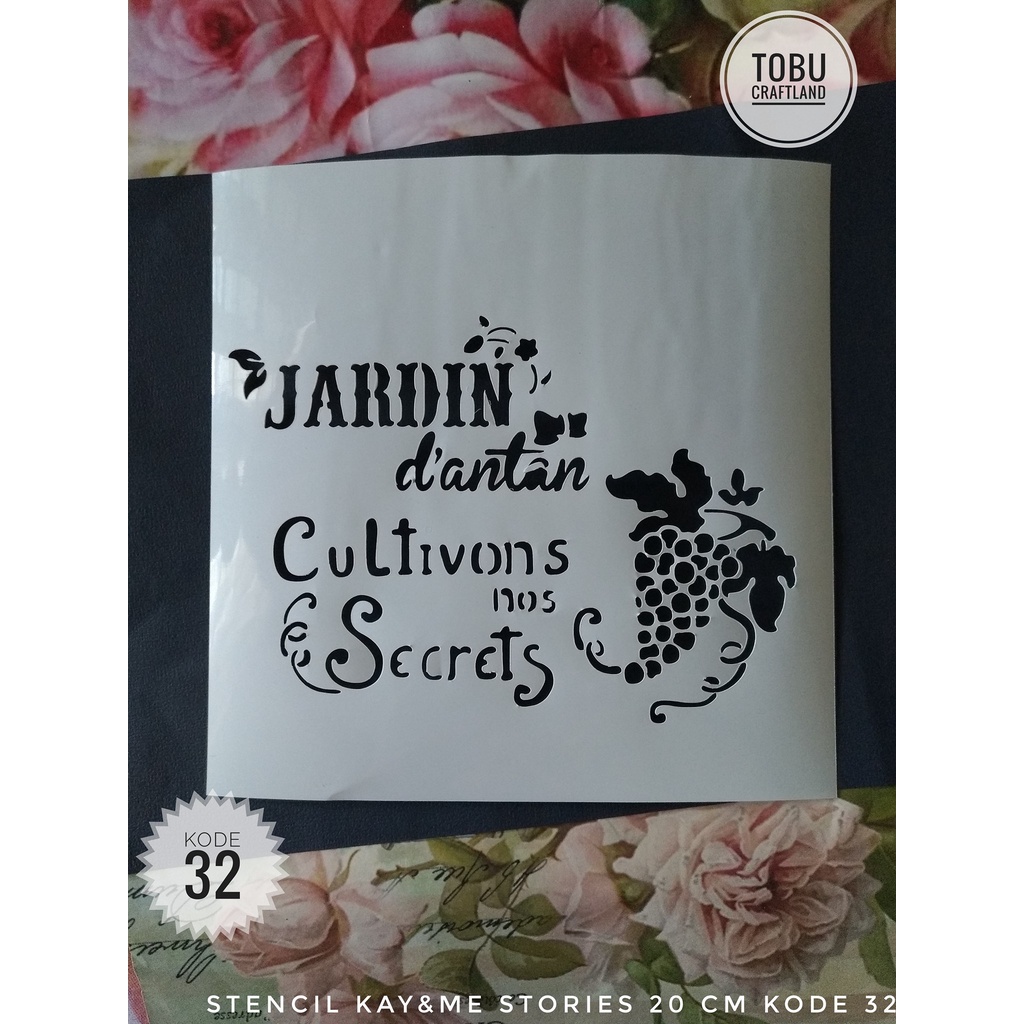 

Stencil Kay & Me size 20x20cm kode 32