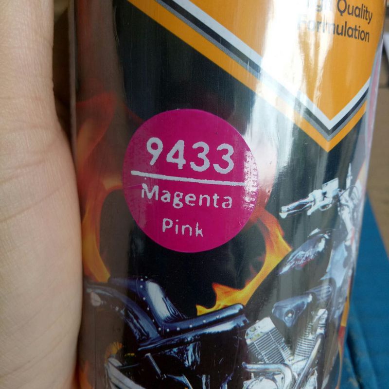 DITON PREMIUM  9433 MAGENTA PINK CAT SEMPROT SPRAY PAINT WARNA tahan bensin bukan merk PYLOX Sapporo