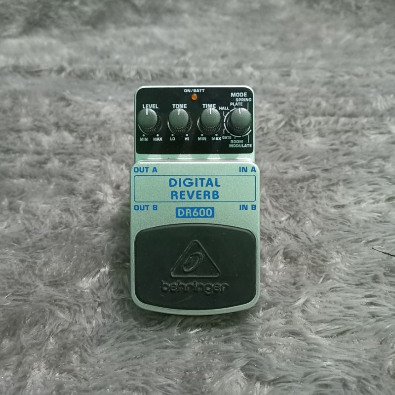 Efek Gitar Behringer DR600 Digital Reverb DR 600