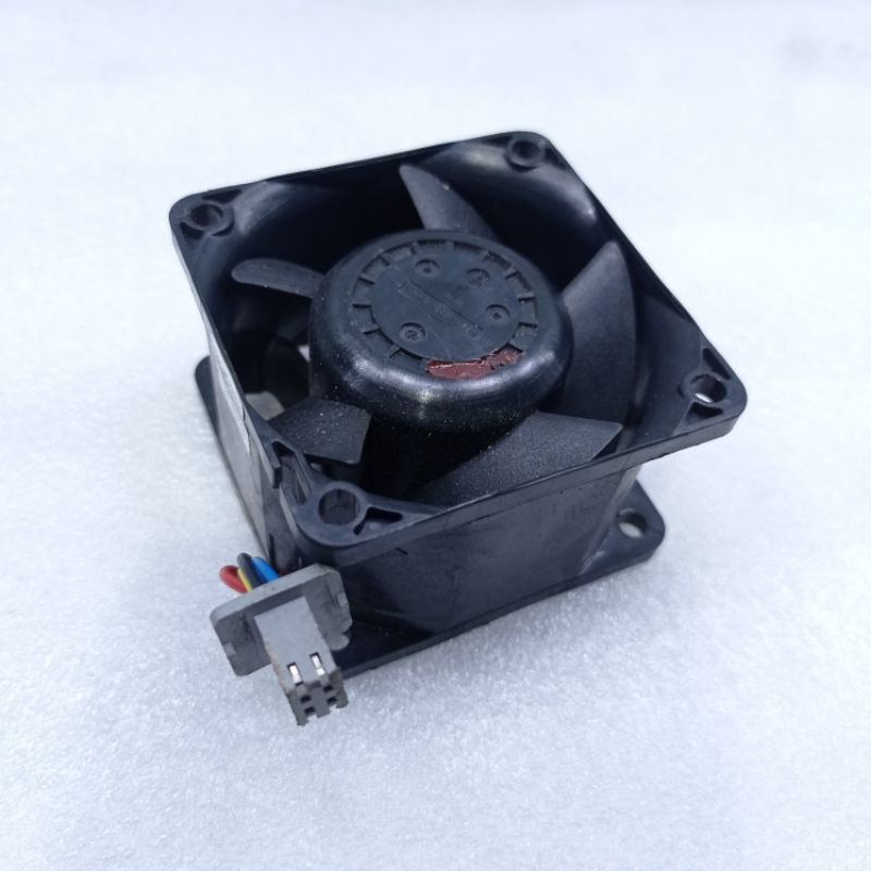 Kipas 6cm 12V 1.60A 67.3 CFM Nidec UltarFlo kp188