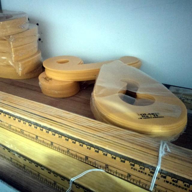 

Hot Promo..!!! penggaris jahit lengkap set 9 ゟ