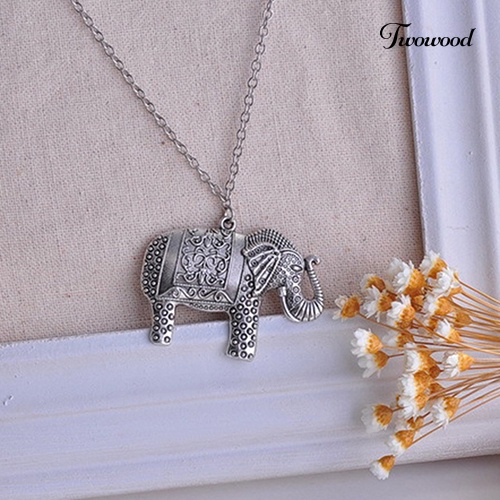 Kalung Rantai Liontin Gajah Warna Silver Gaya Retro Elegan