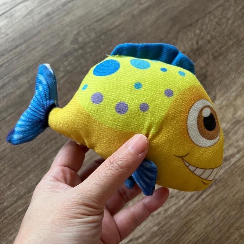 Ocean fish squeaky toy