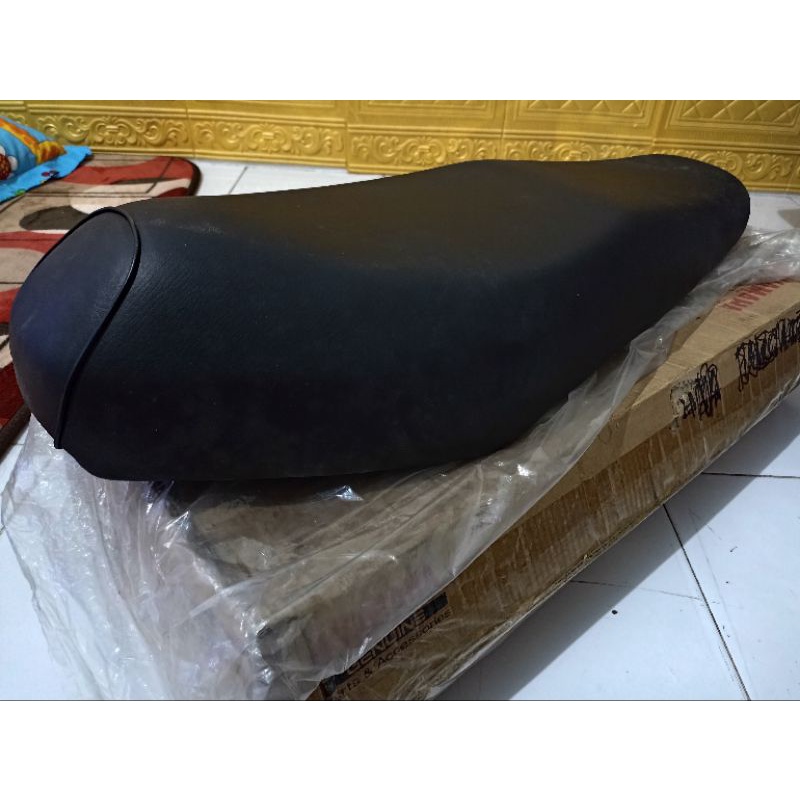Jok nouvo lele original jok motor double seat nouvo lele original NOS yamaha