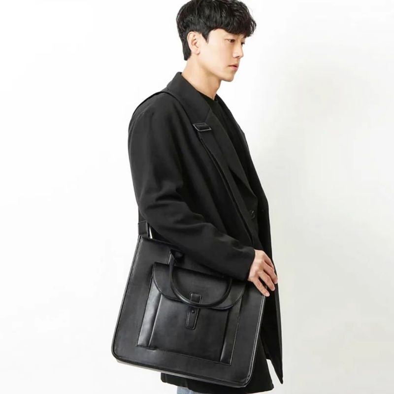 ZRA MAN SQUARE TOTE BAG WITH HANDLE