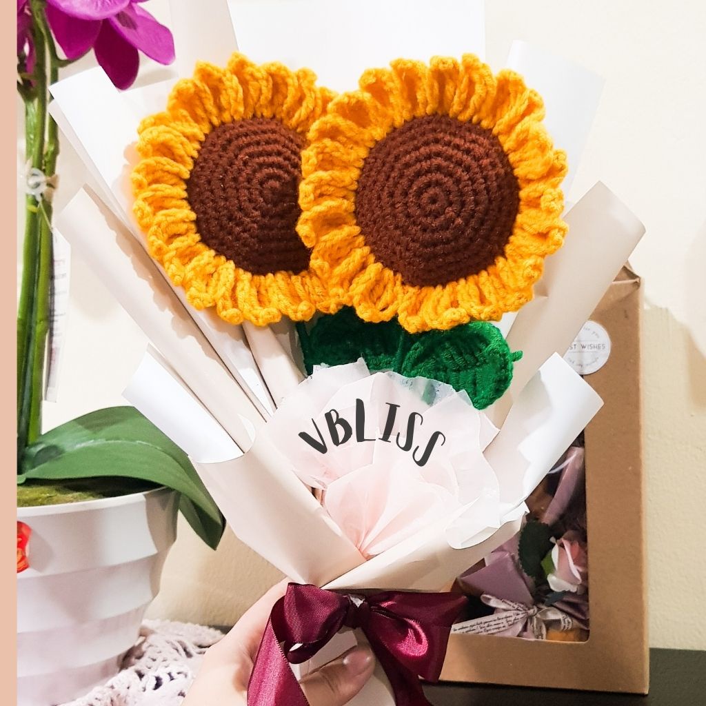 Buket Matahari Rajut/ Buket Graduation/ Buket Bunga Rajut/ Bunga Matahari Rajut/Bunga Kreasimu/ Bung