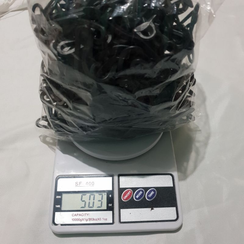 Hanger Kaos Kaki 1kg
