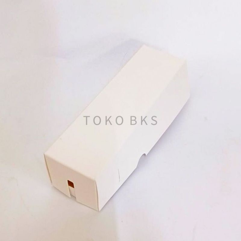 

BOX CORNDOG POLOS LAMINASI 17.5x5x5