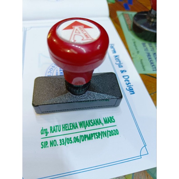 

Stempel Flash/ stempel otomatis/ Stempel warna / Stempel murah