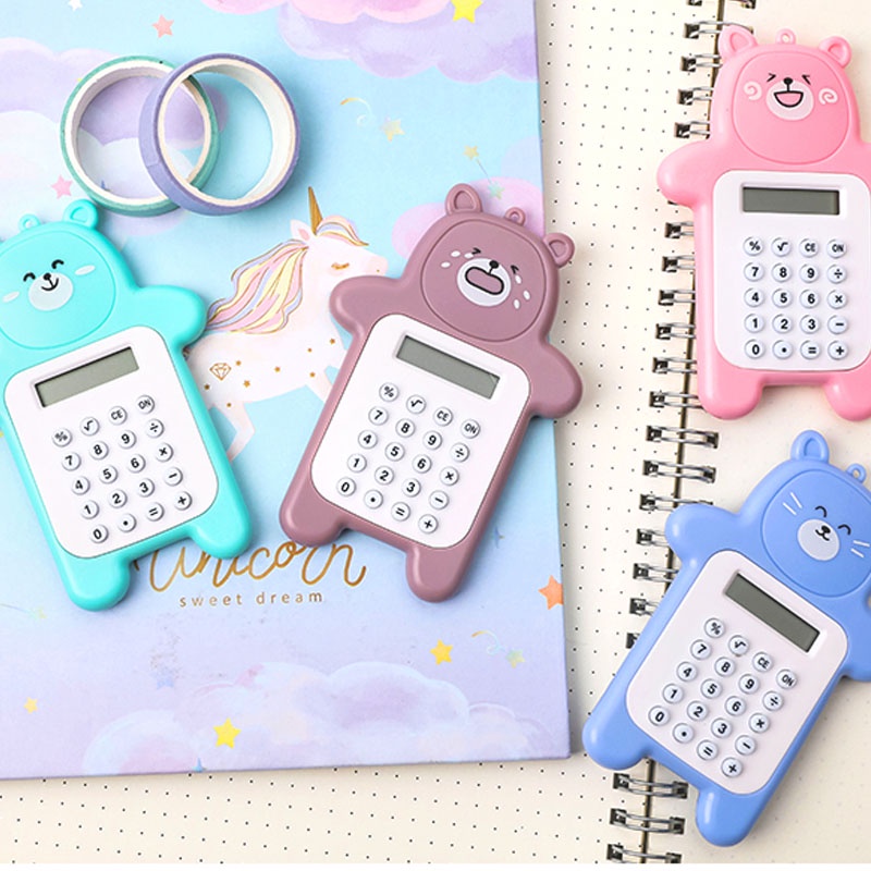 T&amp;Y Calculator Mini Portable Motif Bear Lucu Kalkulator Portable Mini Beruang Kalkulator Unik Kalkulator 8 Digit Mini Portable Kalkulator Beruang Tombol Karet Kalkulator Sekolah /Stationary Warna Warni Murah