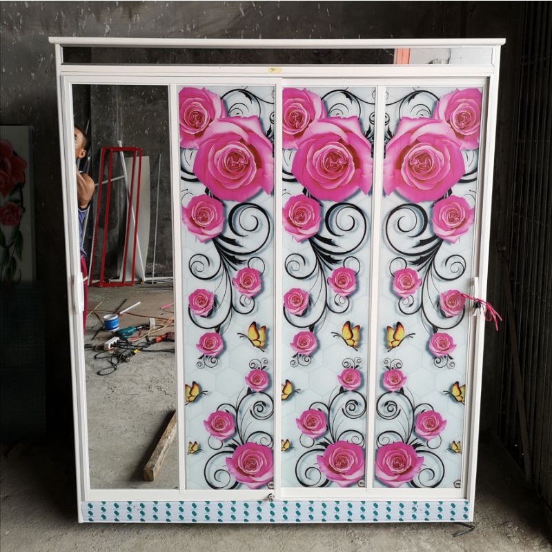 Lemari Kaca Aluminium 1,5 Meter Lemari Sleding Lemarin Pakaian Lemari Minimalis Lemari Serbaguna Lem