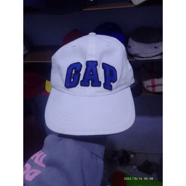 topi second GAP
