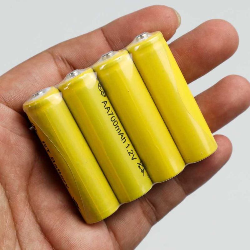 VariCore Batu Baterai AA Rechargeable NiCD 700mAh 4 PCS - VR700