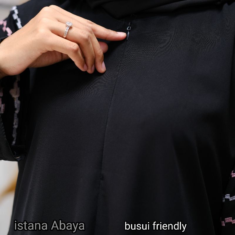 abaya saku Turki Full bordir tangan di padu kain hitam Jet black ditambah dobel kantong depan cantik