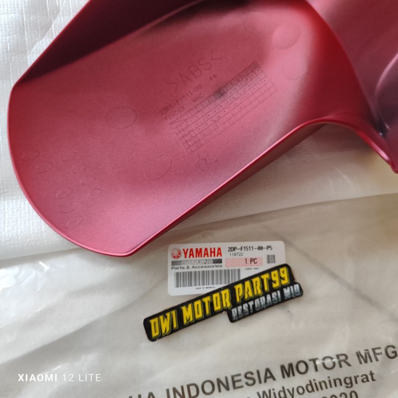 SLEBOR SPAKBOR DEPAN NMAX N-MAX N MAX MERAH DOFF 2DP-F1511-00-P5 ORIGINAL YAMAHA