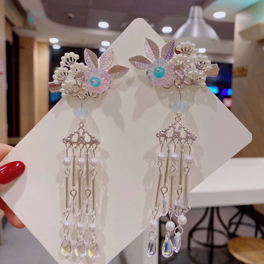 2pcs / Set Jepit Rambut Rumbai Manik-Manik Kristal Bunga Bahan Alloy Gaya China Retro Untuk Wanita