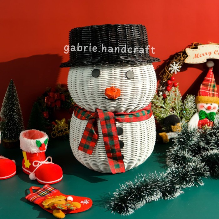 

ROTAN SNOWMAN FULL BADAN - TEMPAT HAMPERS NATAL / SOUVENIR CHRISTMAS