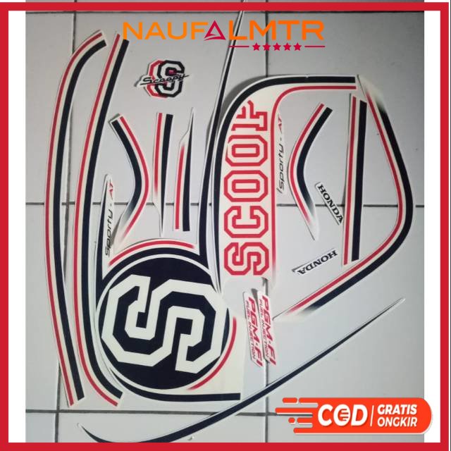 Stiker striping Honda Scoopy sporty 2014 putih