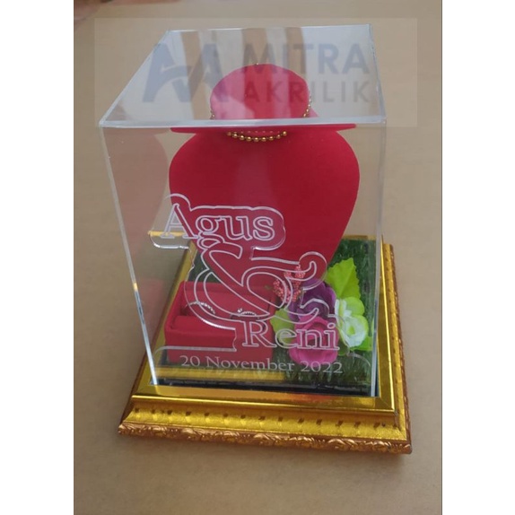 Kotak hantaran mas kawin akrilik custom