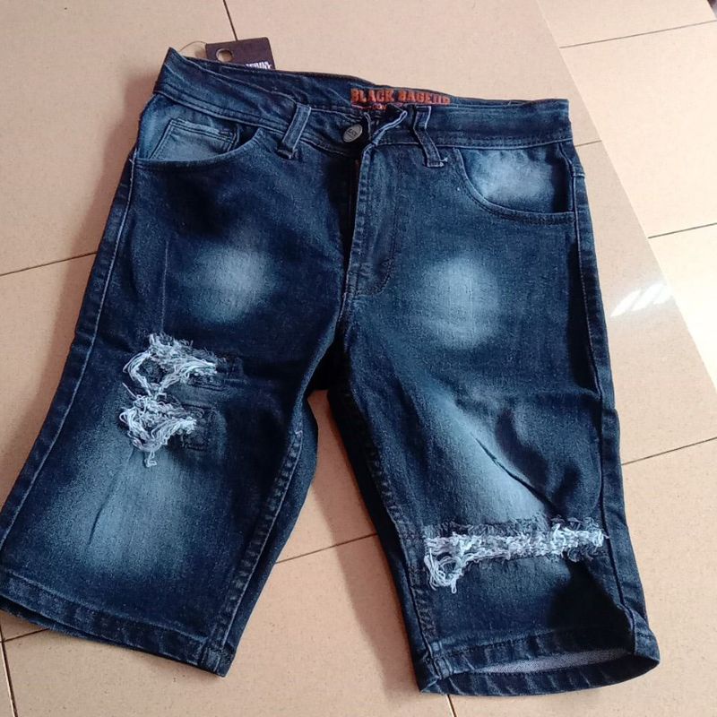 celana jeans pendek model sobek² distro