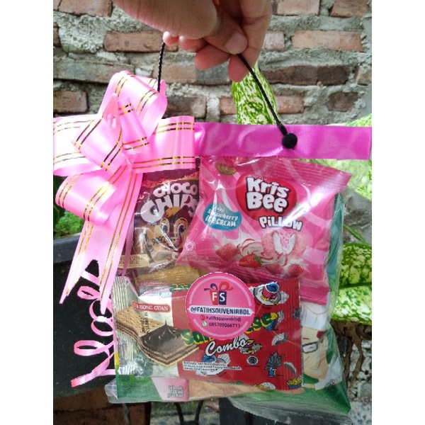 

souvenir ulangtahun anak / bingkisan ulangtahun praktis