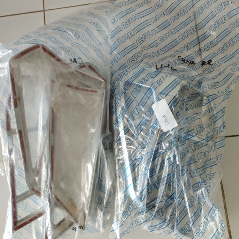 Garnish Lampu Toyota Calya Chrome