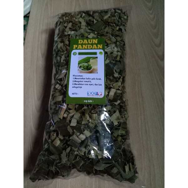 

Daun pandan wangi kering 100 gr