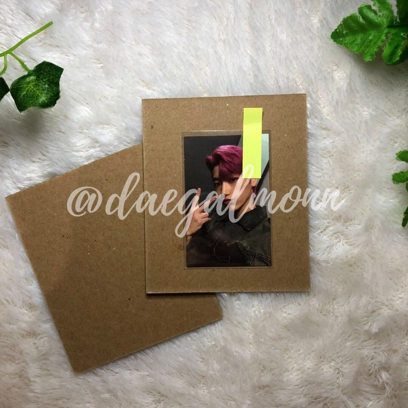 

Yellowboard Greyboard 10,5x12,5 || 15x15