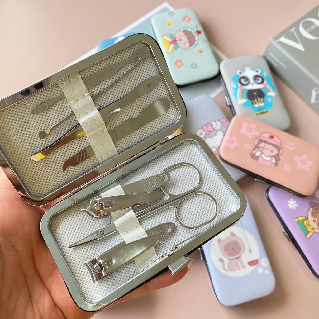 (COD) Manicure Pedicure Set 7IN1 + Dompet Paket Pembersih Kuku Set Motif Motif Lucu Import