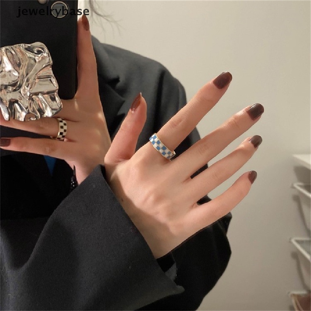 Cincin Model Terbuka Desain Kotak-Kotak Gaya Hip Hop Untuk Wanita