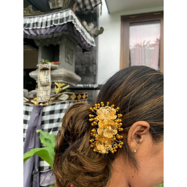 semanggi / bunga semanggi / bunga sanggul / semanggi bali / bunga cucuk / cucuk bali