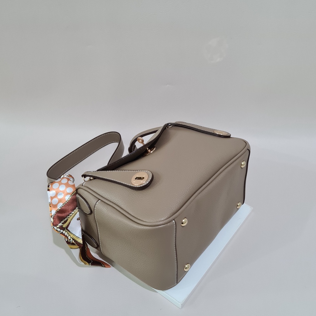 HITOSE - PREMIUM UPGRADE 5 WARNA FREE Twilly Linsy size 26 Shoulder Bag Import - Tas Premium - Tas Fashion - Tas Import size 26 - Tas Naomi - Tas Khaki colour
