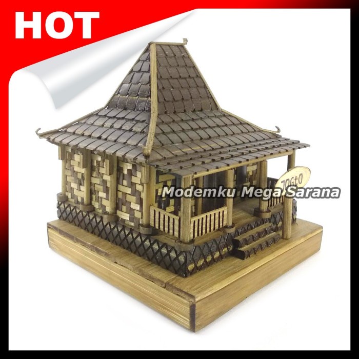 Electone Miniatur Rumah Adat Jawa Tengah / Joglo Dari Bambu - 12X15X10 Cm