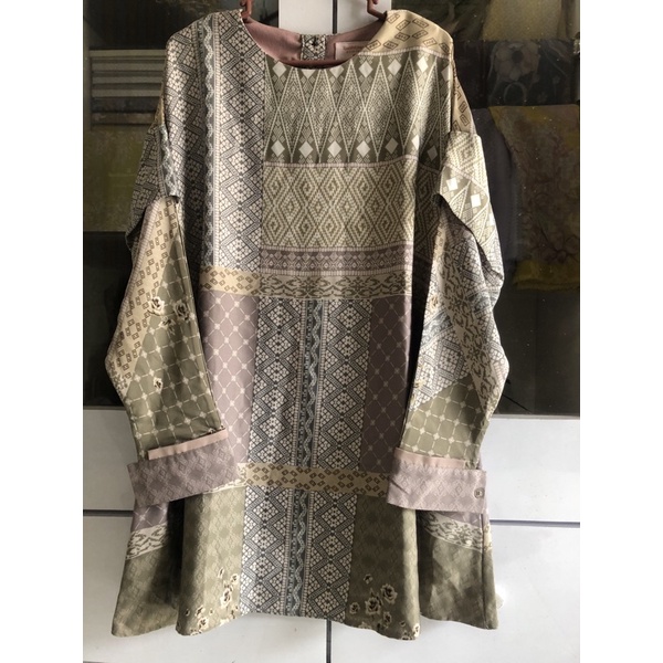 pl preloved kinali top ria miranda