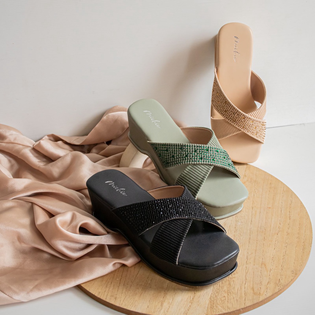 Raya Platform Sandals